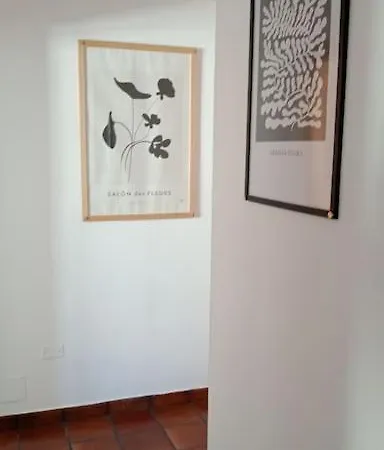 Апартаменты Famarabeach2 *